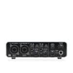 BEHRINGER UMC202HD