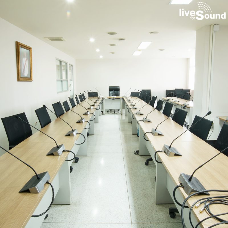 ห้องประชุมพจน์ สะเพียรชัย